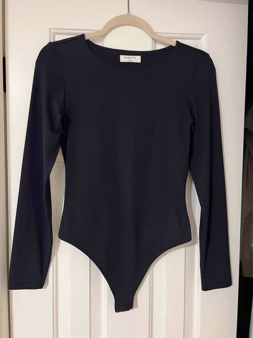 NWOT Aritzia Babaton Black Long Sleeve Bodysuit, Size M